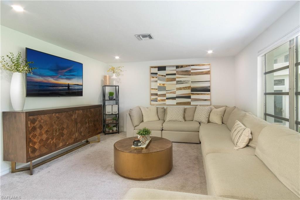 ROYAL HARBOR - Residential