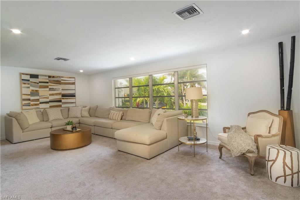 ROYAL HARBOR - Residential