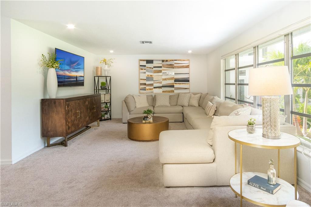 ROYAL HARBOR - Residential