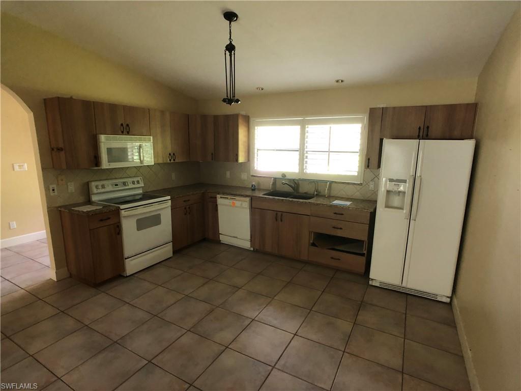 LOGAN WOODS - Residential