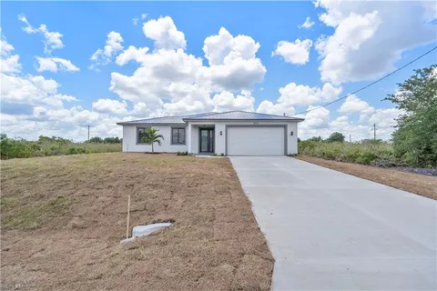 2715 69th St W, Lehigh Acres, FL 33971 - #: 224040753