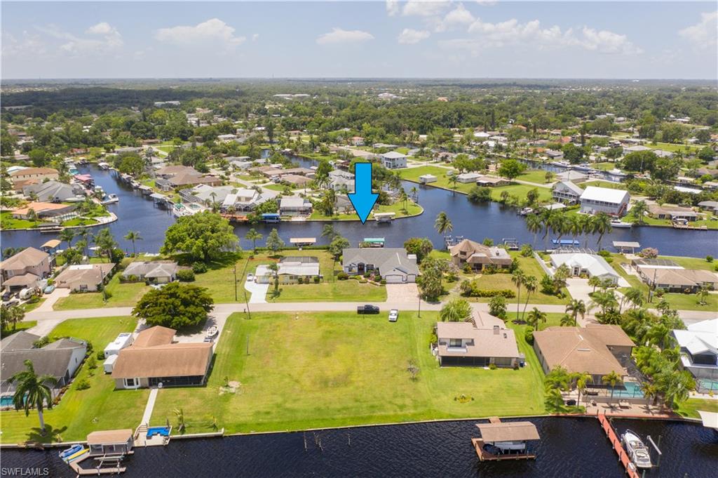 FORT MYERS SHORES - Residential
