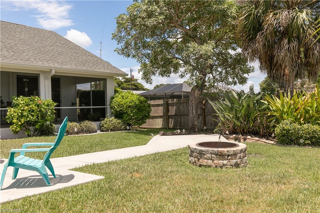 FORT MYERS SHORES - Residential