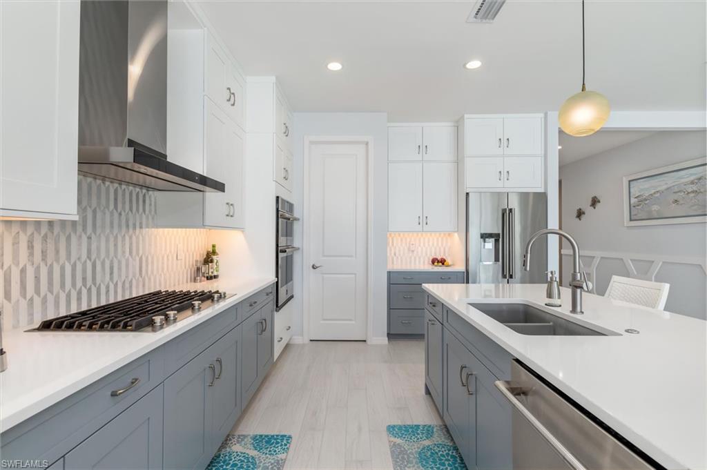 WATERVIEW LANDING - Residential