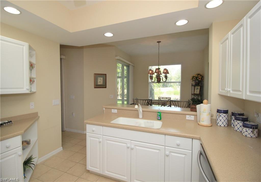 GRAND CYPRESS III - Residential Lease