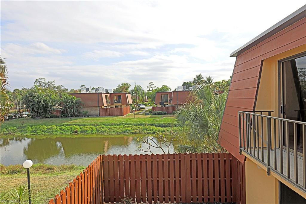 PARKWOODS TOWNHOUSE COMMUNITY - Residential Lease