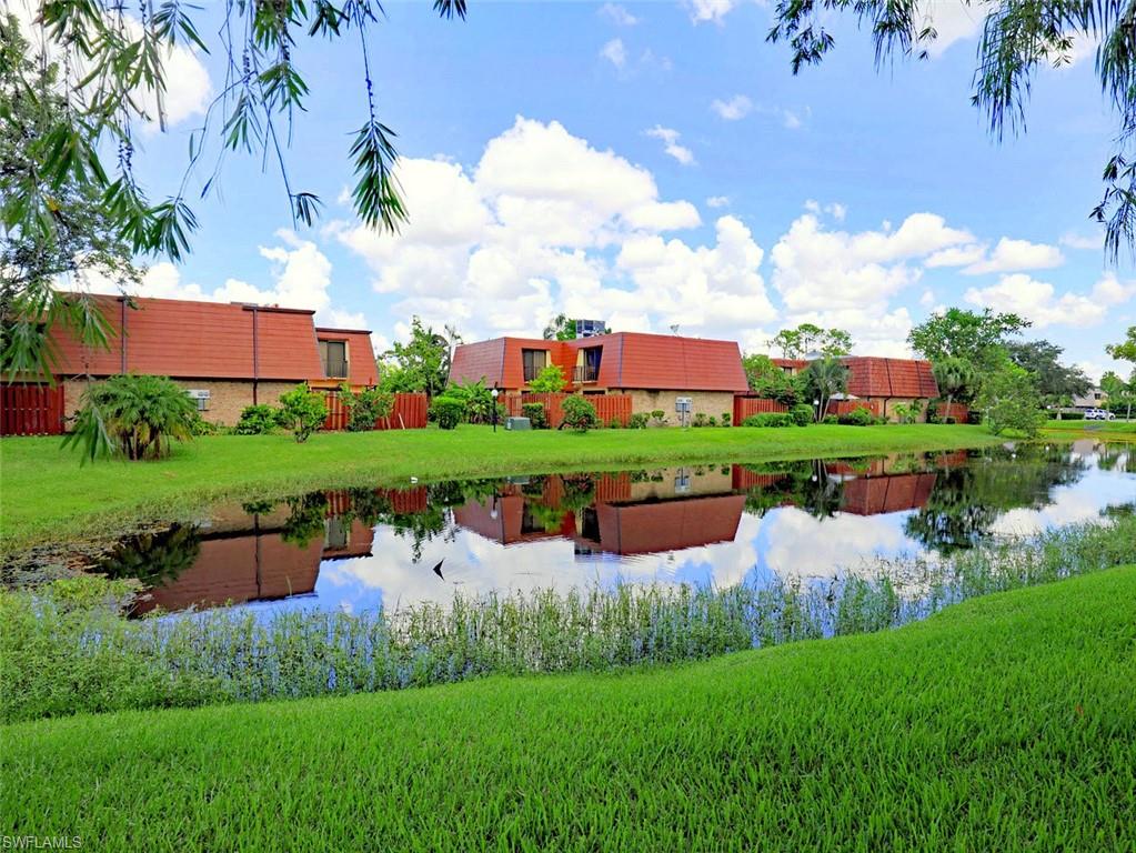 PARKWOODS TOWNHOUSE COMMUNITY - Residential Lease