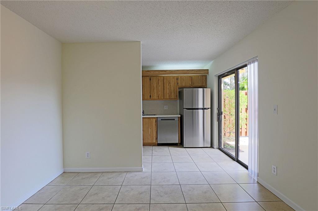 PARKWOODS TOWNHOUSE COMMUNITY - Residential Lease