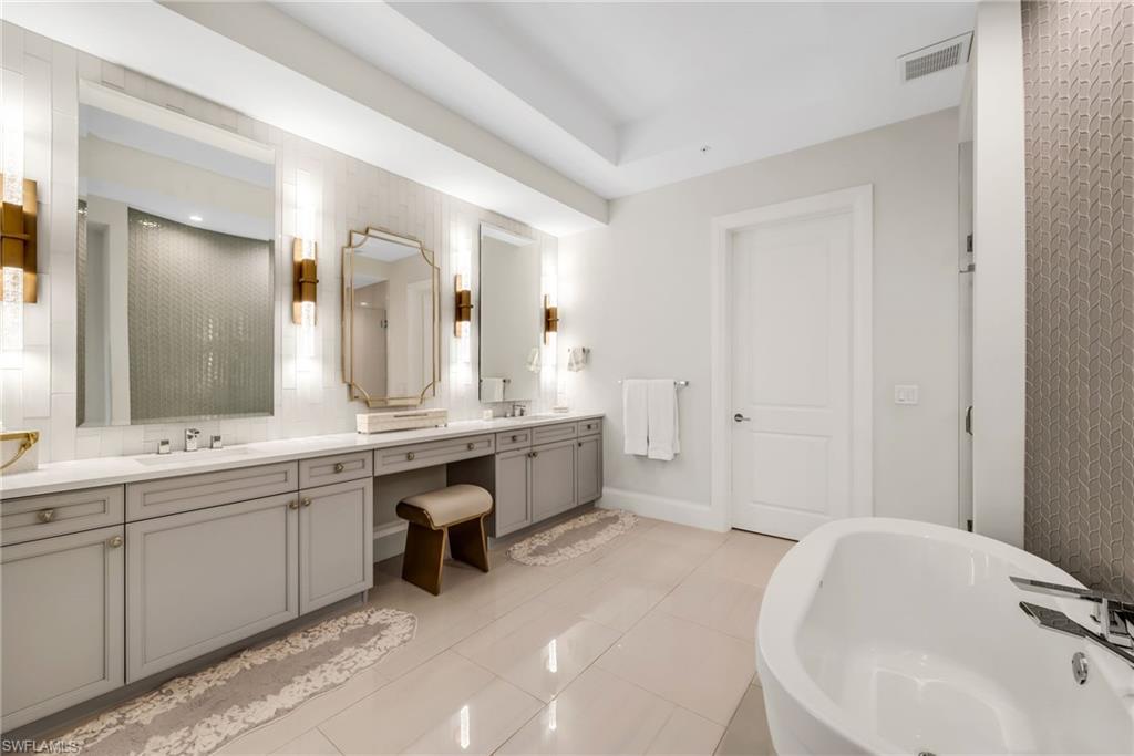 CORSICA - Residential