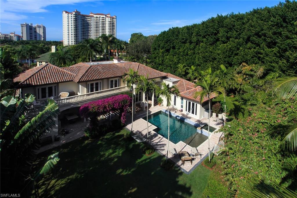 BAY COLONY SHORES - Residential