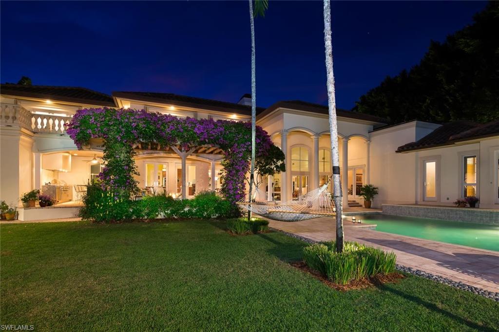 BAY COLONY SHORES - Residential