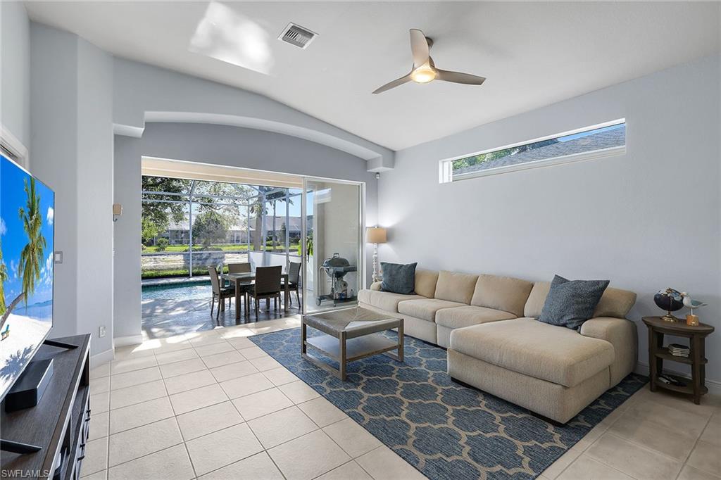 IBIS COVE - Residential