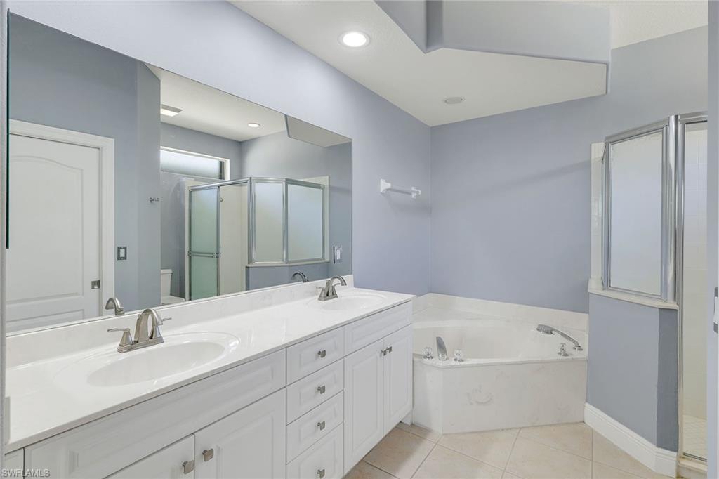 IBIS COVE - Residential