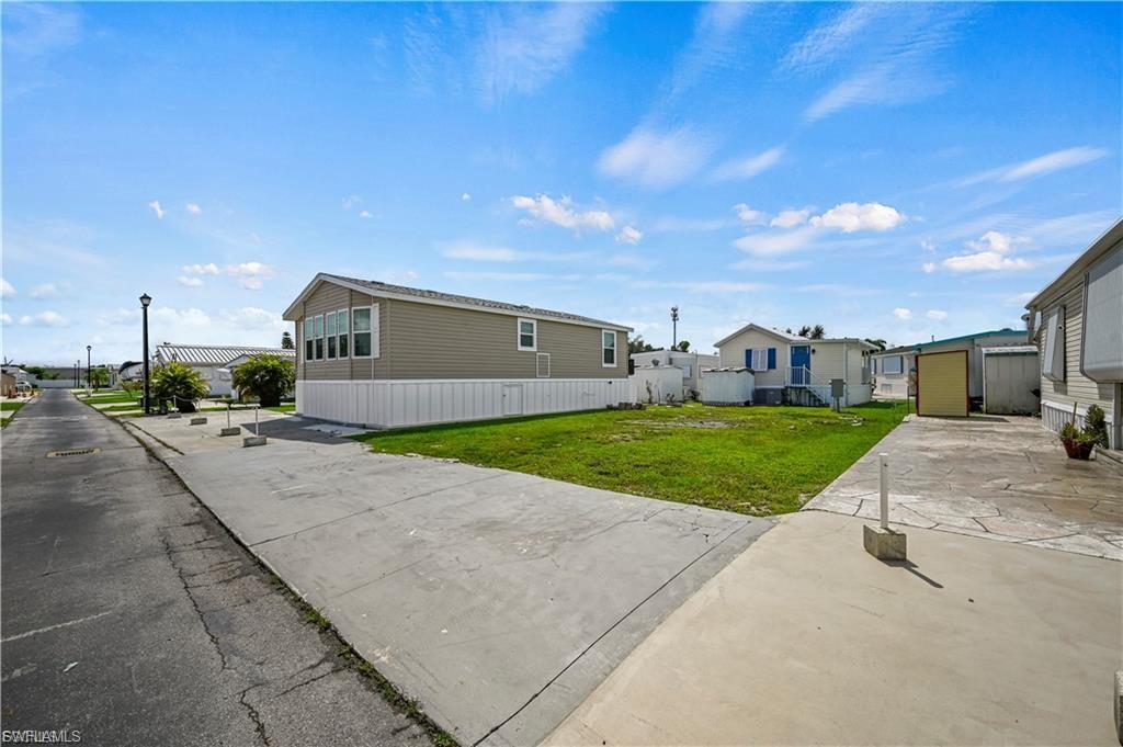 HOLIDAY CONDO INC - Land