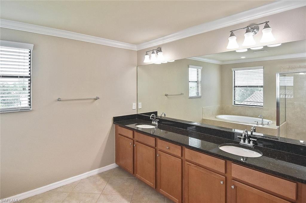 PROMENADE WEST - Residential