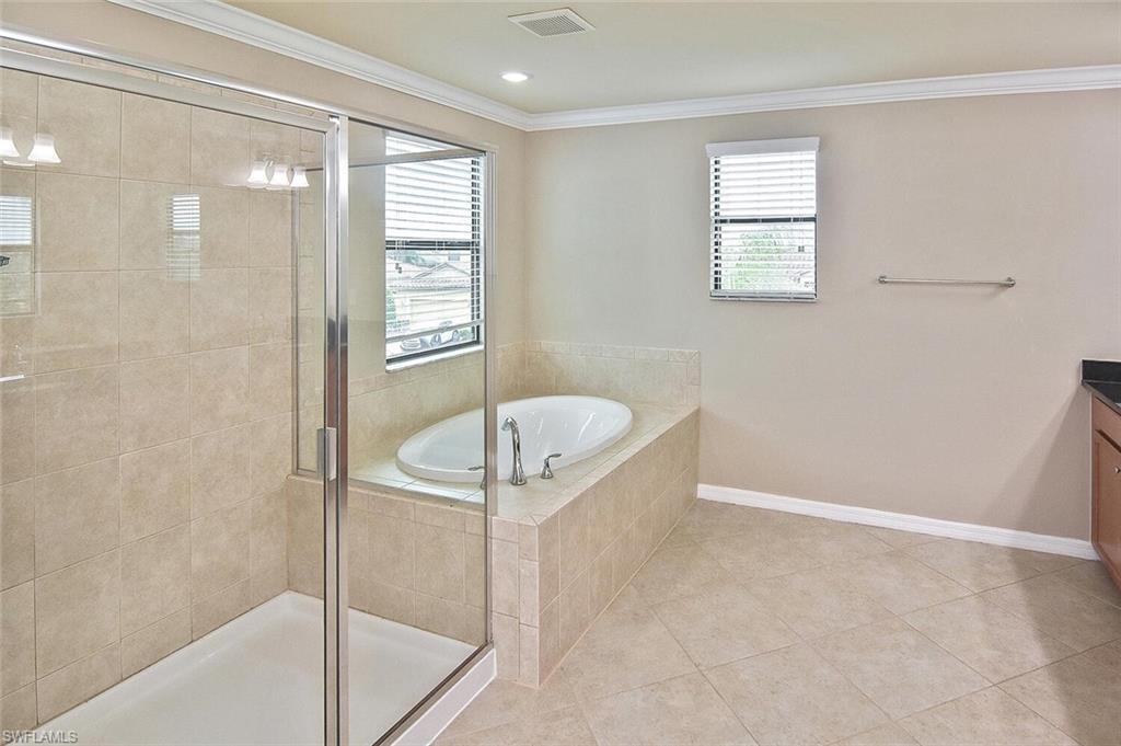 PROMENADE WEST - Residential