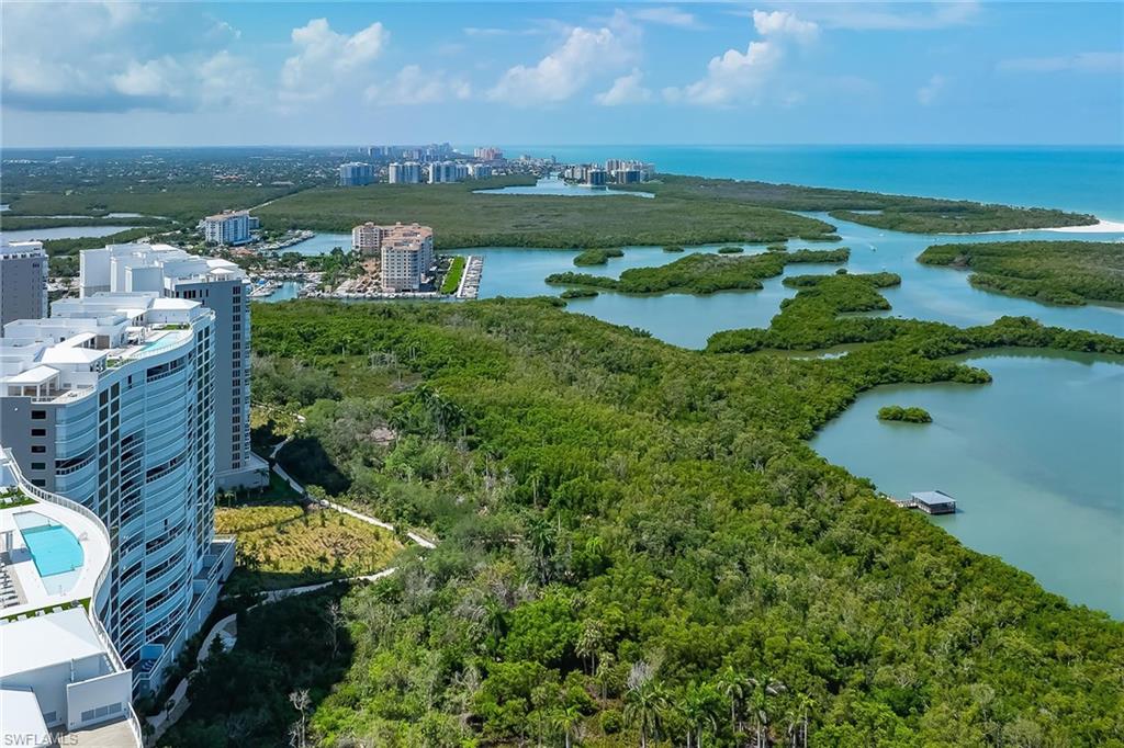 KALEA BAY TOWER 300 - Residential