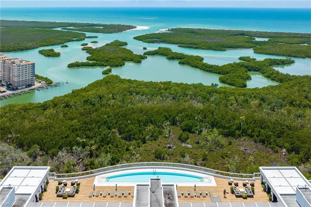 KALEA BAY TOWER 300 - Residential