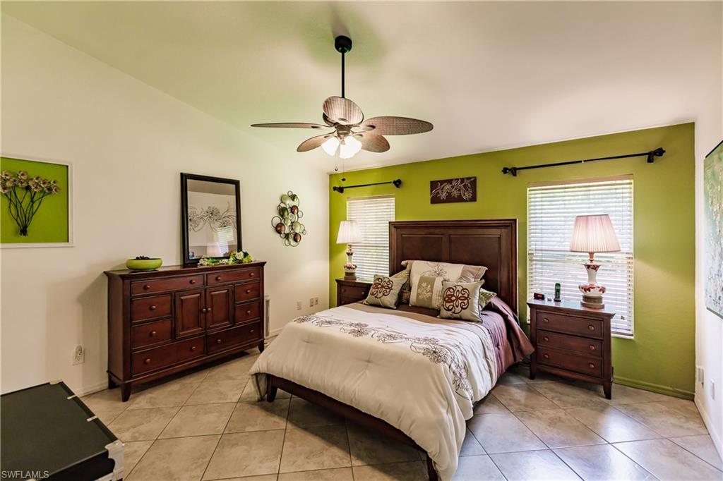 SABAL SPRINGS GOLF AND RACQUET CLUB - Residential