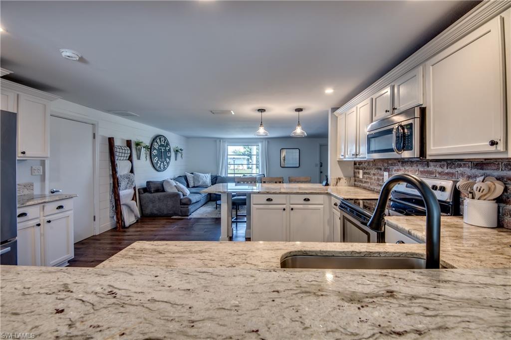 PALM CITY PARK - Residential