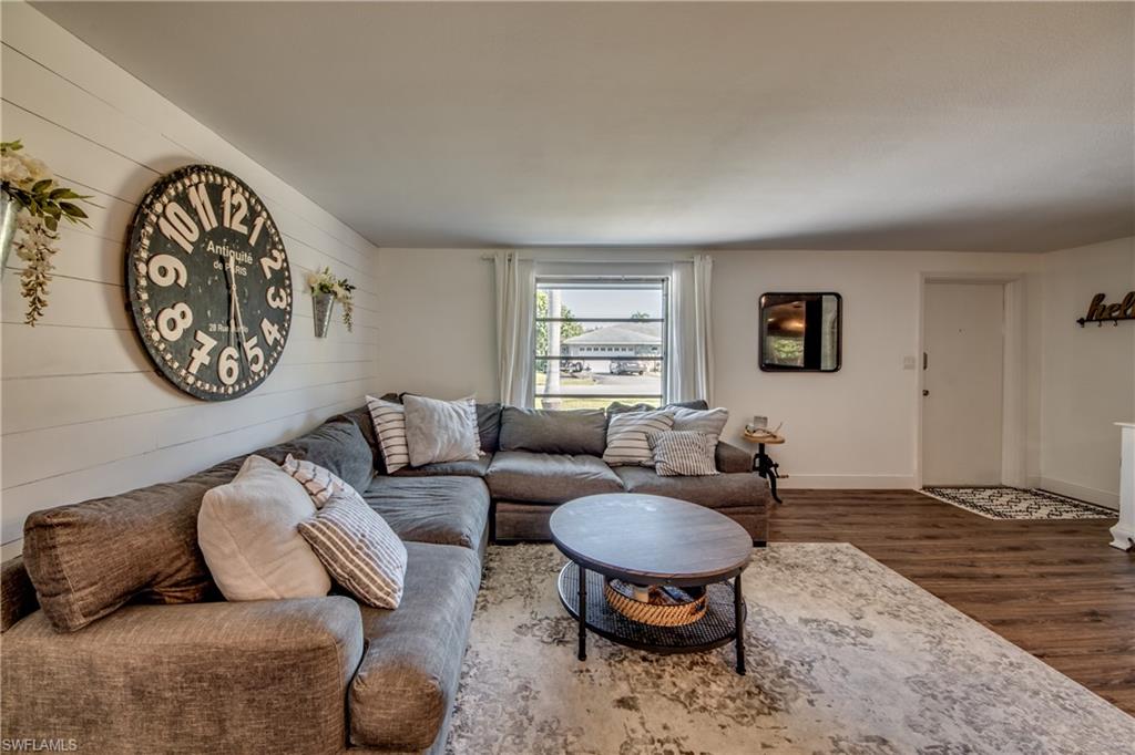 PALM CITY PARK - Residential