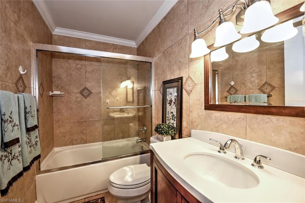 TOWERS CONDO - Residential