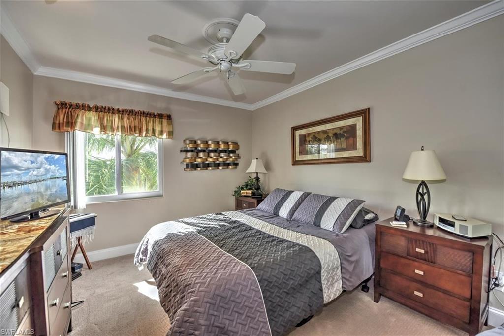 TOWERS CONDO - Residential