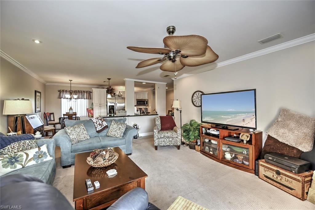 TOWERS CONDO - Residential