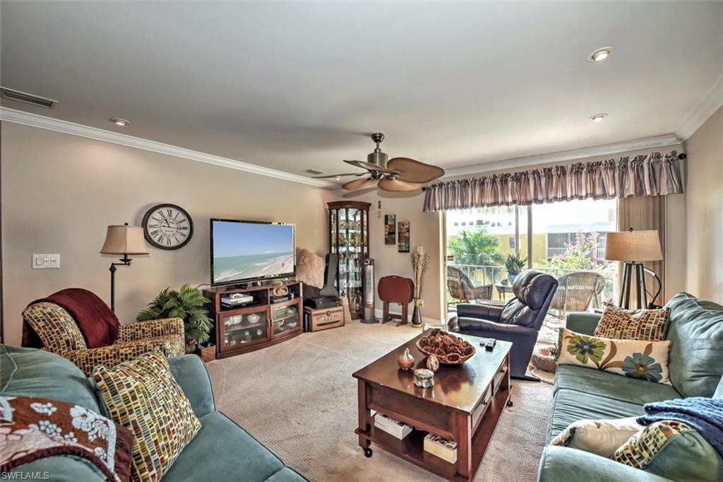 TOWERS CONDO - Residential