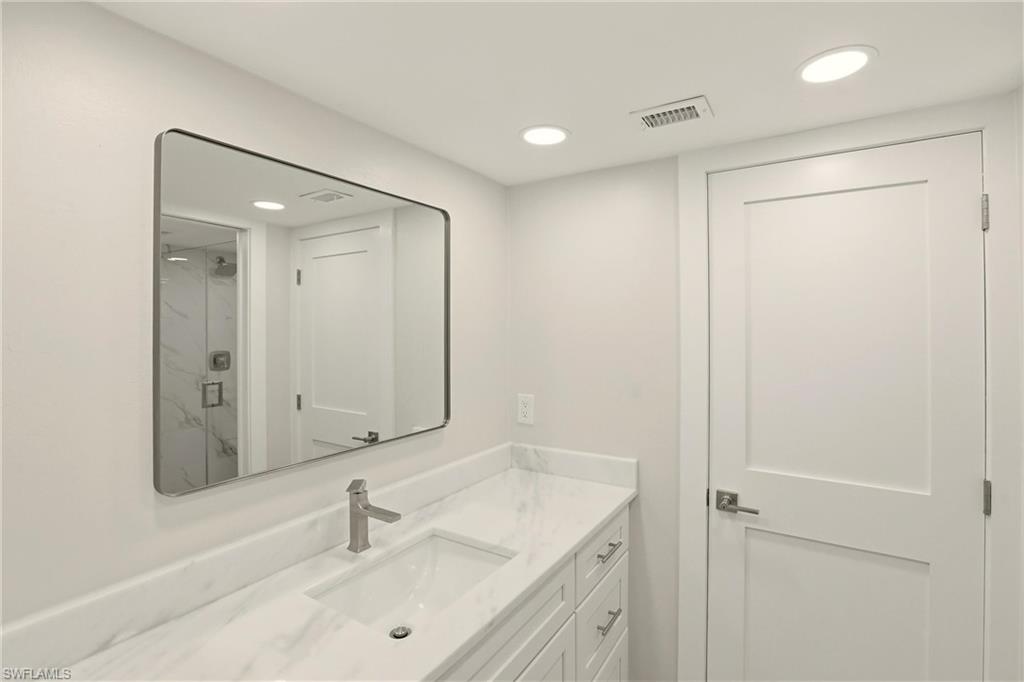 SANDARAC CONDO - Residential