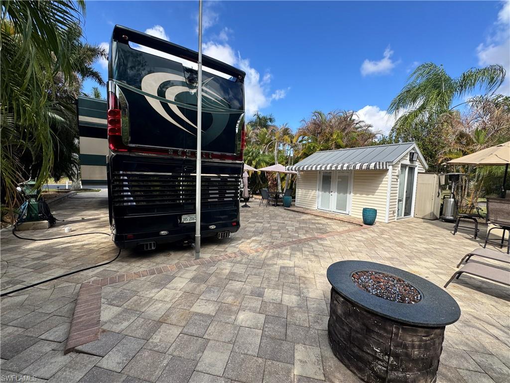 RIVERBEND MOTORCOACH RESORT - Land