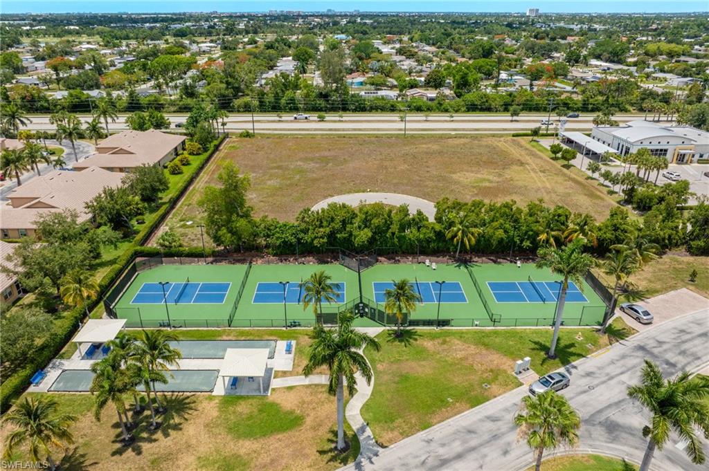 REFLECTION LAKES - Residential