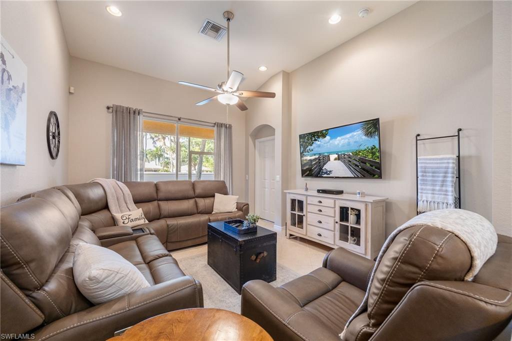 REFLECTION LAKES - Residential