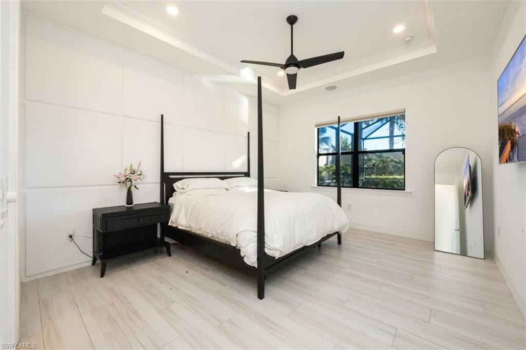 AVERY SQUARE - Residential