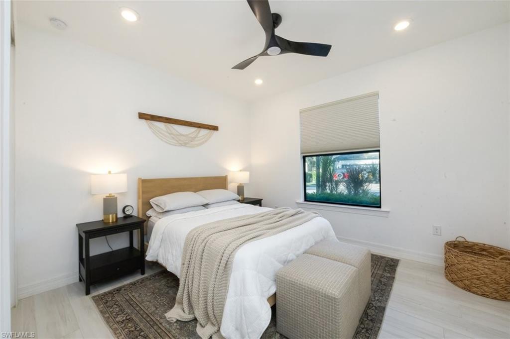 AVERY SQUARE - Residential