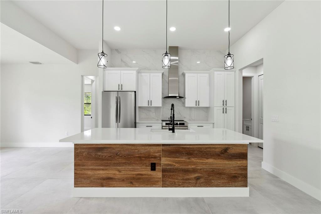 LEHIGH ACRES - Residential