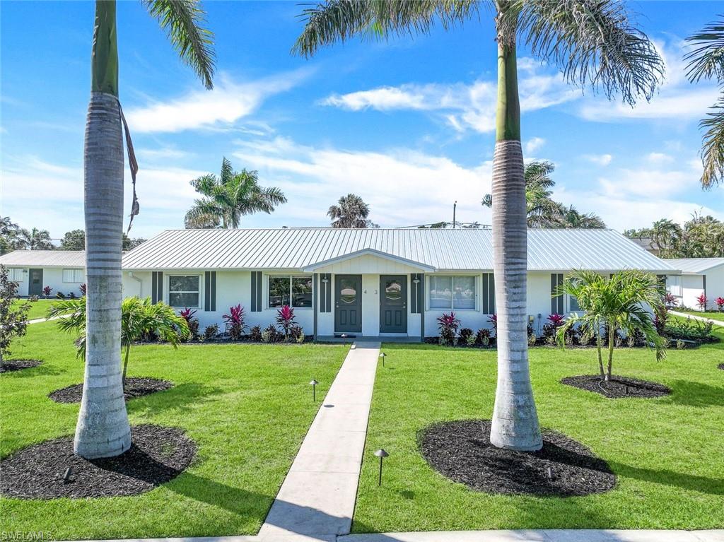 IMPERIAL SHORES - Residential