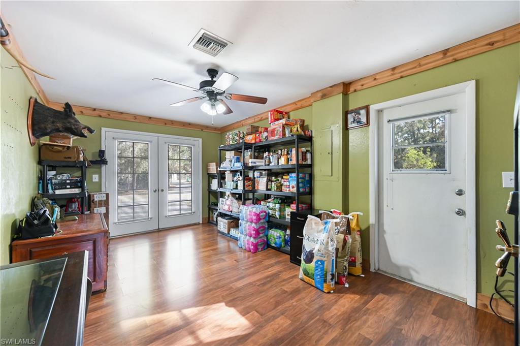 GOLDEN GATE ESTATES - Residential