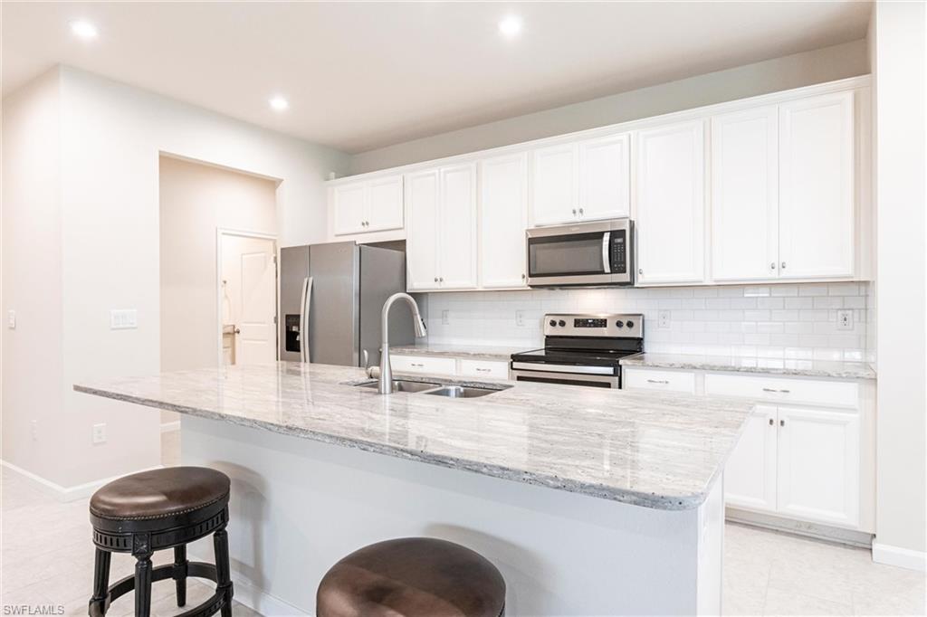 BONAVIE COVE - Residential