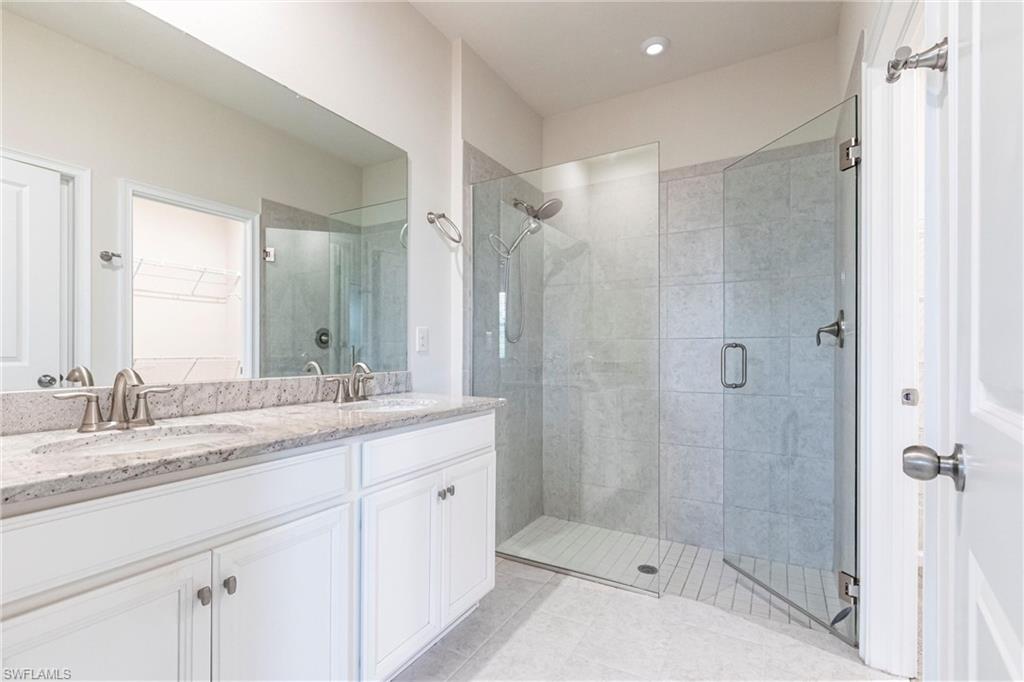 BONAVIE COVE - Residential