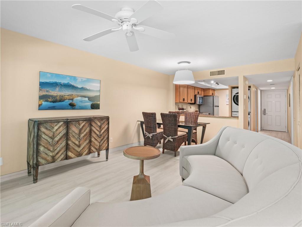 PARK SHORE RESORT - Residential