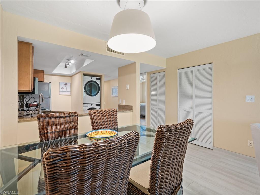 PARK SHORE RESORT - Residential