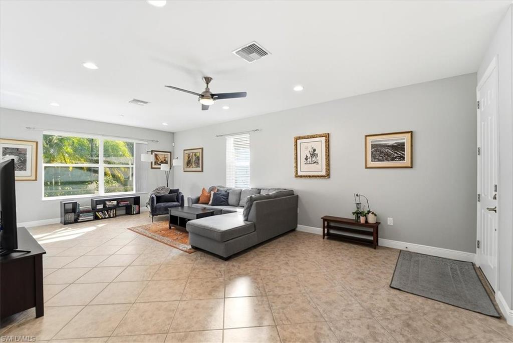 MANCHESTER SQUARE - Residential