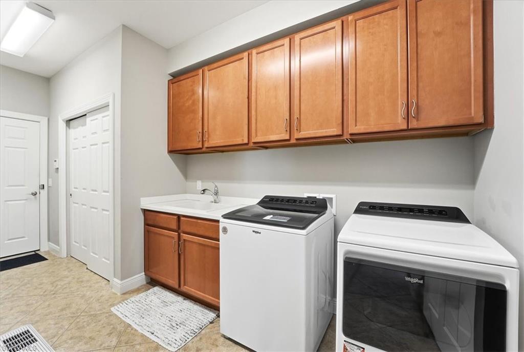 MANCHESTER SQUARE - Residential