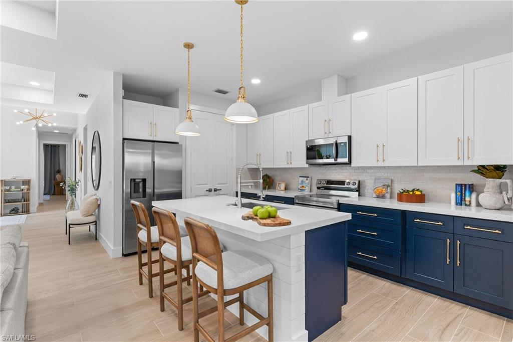 LAKE SIDE MOBILE ESTATES - Residential