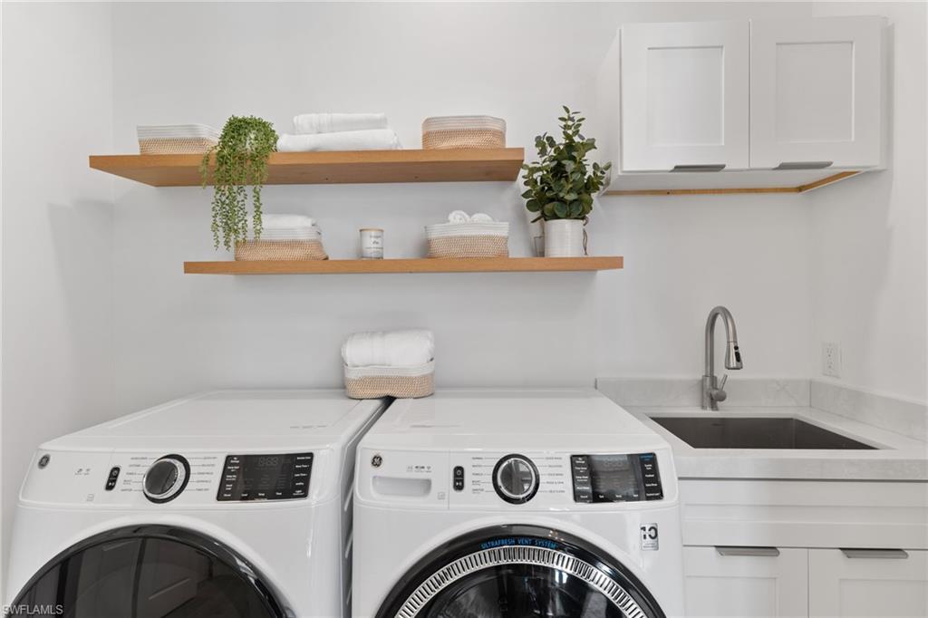 LAKE SIDE MOBILE ESTATES - Residential