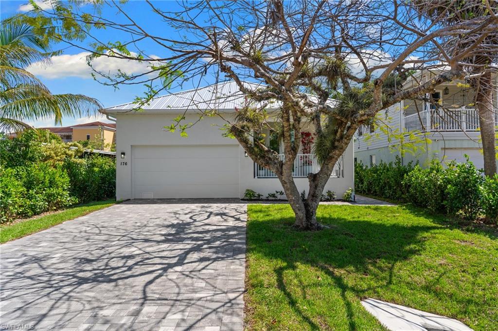 LAKE SIDE MOBILE ESTATES - Residential