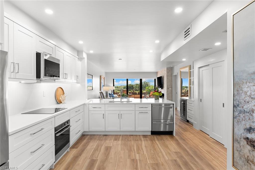 HYDE PARK - Residential