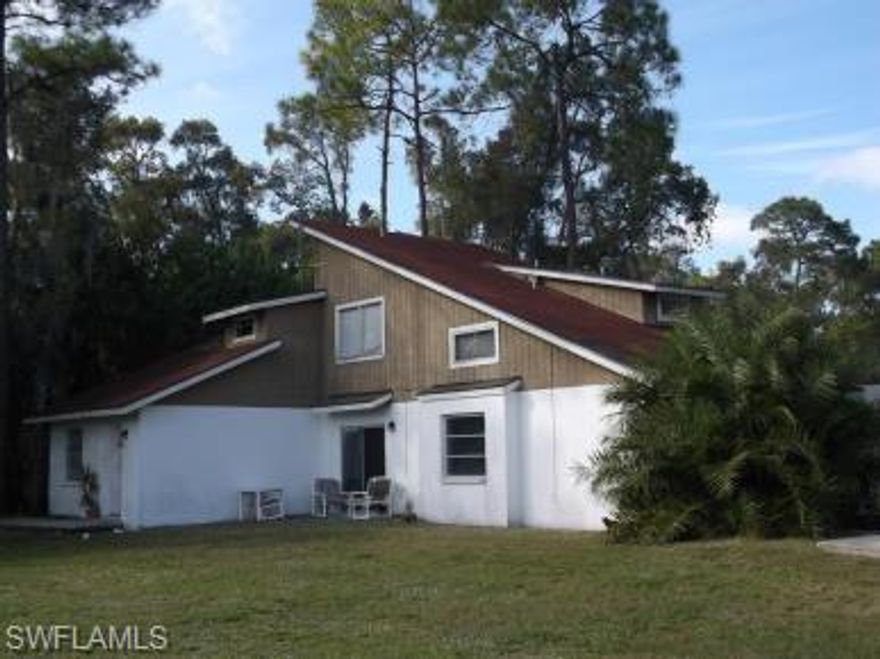 Awesome rental investment! Each unit is 2 bed, 2 bath!  One unit currently has great tenant in place until December.  These units rent fast, high demand rental area!  Convenient to shopping and 41.