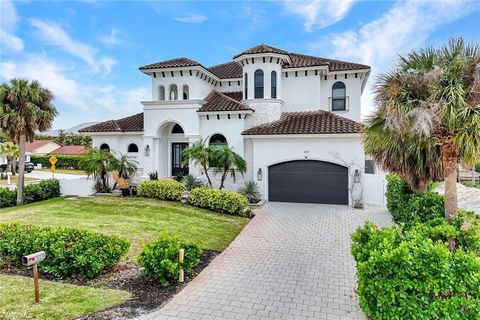 Photo of 494 Seagull AVE, NAPLES, FL 34108 (MLS # 226007087)